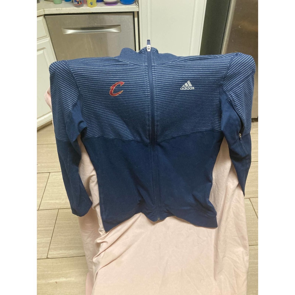 Woman’s Cleveland Cavaliers Adidas Jacket Size S